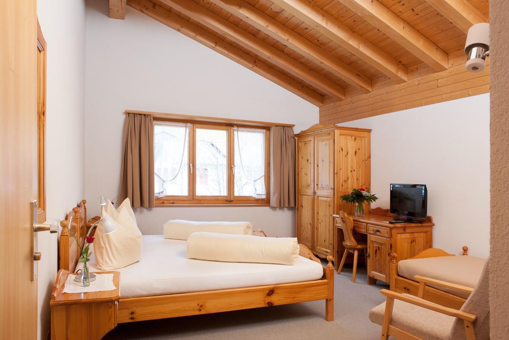 Hotel Pez Regina Lumbrein Δωμάτιο φωτογραφία